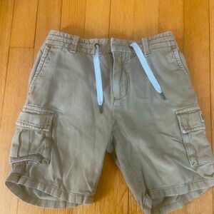 Very good condition Size 10 scotch & soda linen/cotton cargo shorts. Color Sand